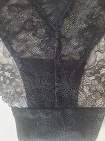 Lise Charmel Soiree Libertine Black Lace Thong Size Large