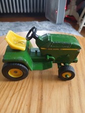 Metal John Deere Tractor