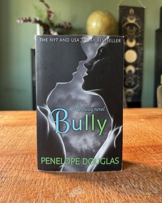 Douglas, Penelope - Bully (Fall Away) Buch Paperback Taschenbuch Dark Romance