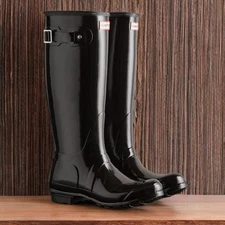 NIB HUNTER BOOTS Women's Original Tall Gloss Rain Boots Black