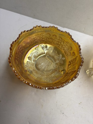 2 Vtg. Fenton Butterfly & Berry Marigold Carnival Glass 3-Toed 4.5" Footed Bowls - Picture 2 of 4