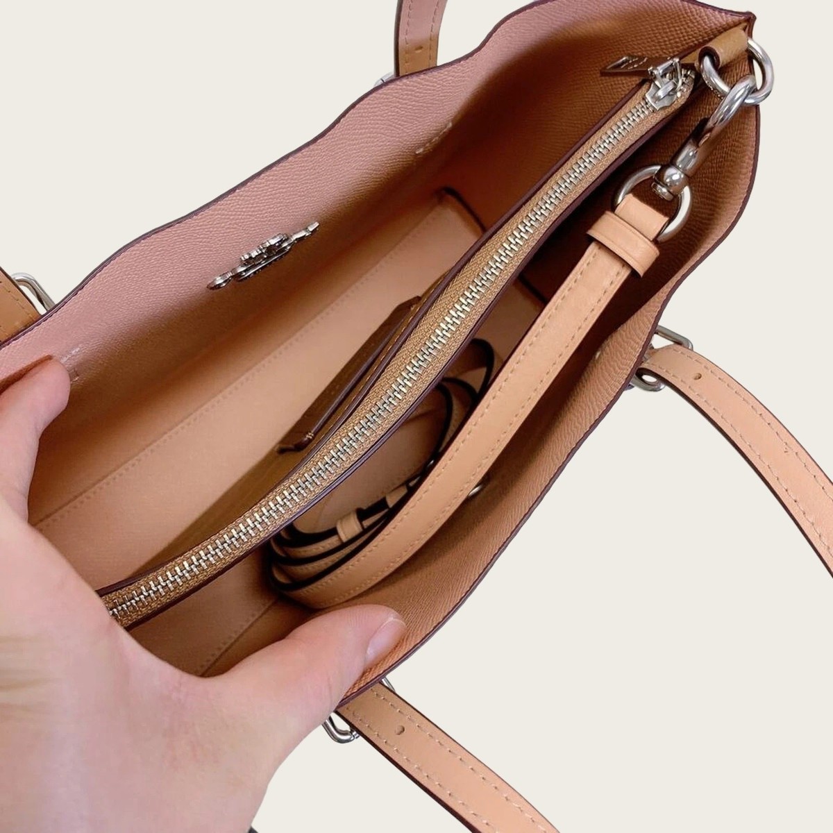 NWT Coach C4250 Mollie Tote 25 In Signature Canvas IN Light Khaki