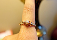 14K Gold Diamond Ring, Size 8 Make Good Wedding Band 2.2g w/Diamond