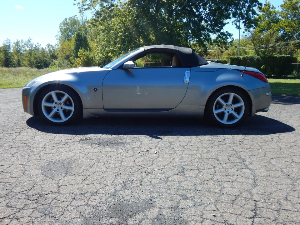 Nissan 350Z Touring 2004 - Imagem 2 de 4