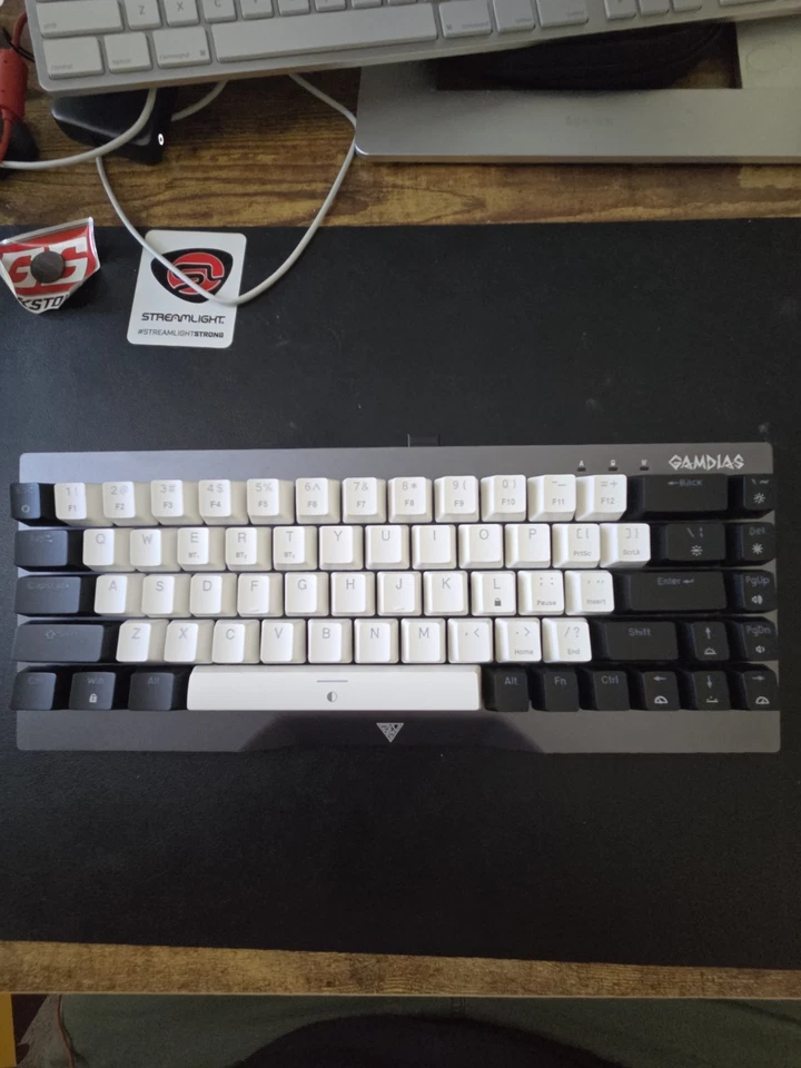 Teclado mecánico híbrido inalámbrico para juegos GAMDIAS Hermes M4 - 65% - RGB - NUEVO Foto 3 de 4