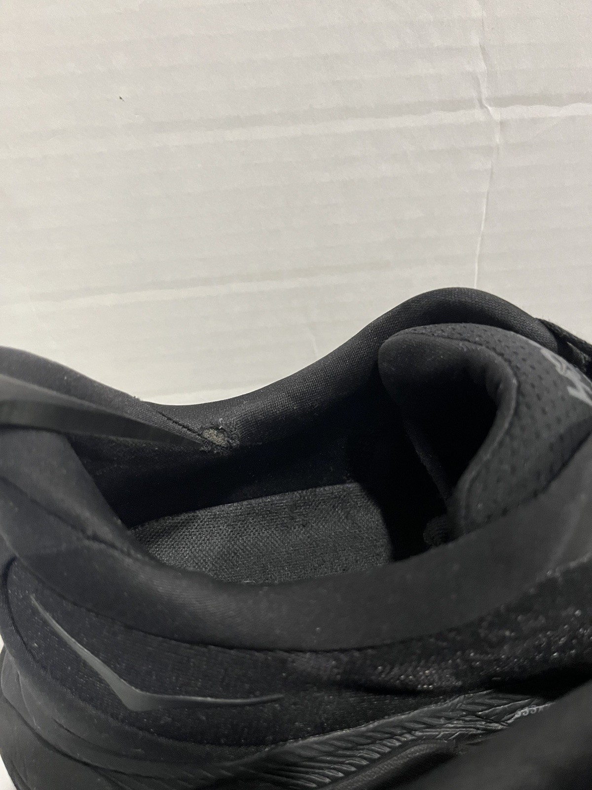 HOKA Arahi 6 Mens Stability Running Walking Shoe Black/Black Size 15D thumbnail 9