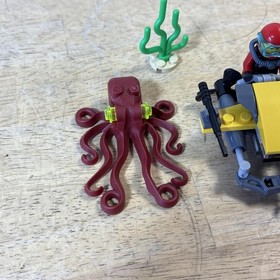 RETIRED LEGO CITY: Deep Sea Scuba Scooter (60090)