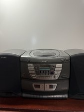 Vintage SONY CFD-ZW165 AM/FM Stereo Cassette Recorder CD Boombox