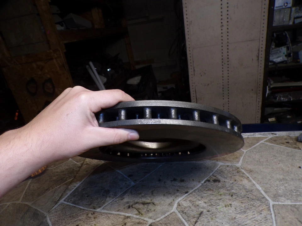 04-07 VOLVO 60 SERIES 70 SW DISCO DELANTERO ROTOR RUEDAS 18 PULGADAS MODELO R Foto 2 de 4