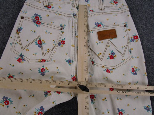 Billabong x Wrangler Jeans Damen 26x25 Ivory Floral All Over Print Denim - Bild 10 von 15