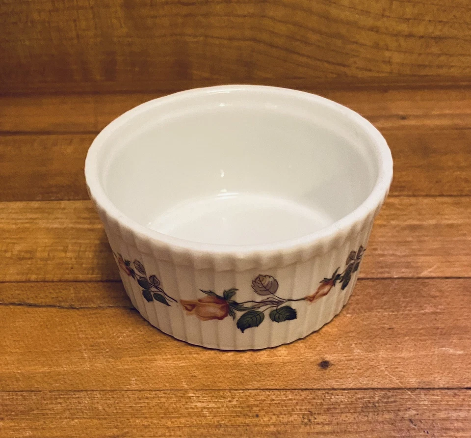 Juego de 6 brotes de rosas Limoges Apilco Chamart Francia porcelana souffle ramekins Foto 2 de 4