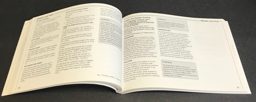 2004 Volvo C70 Owners Manual Handbook. C70 Owners Manual. 04 Volvo C70. #VK-43 - Bild 3 von 5