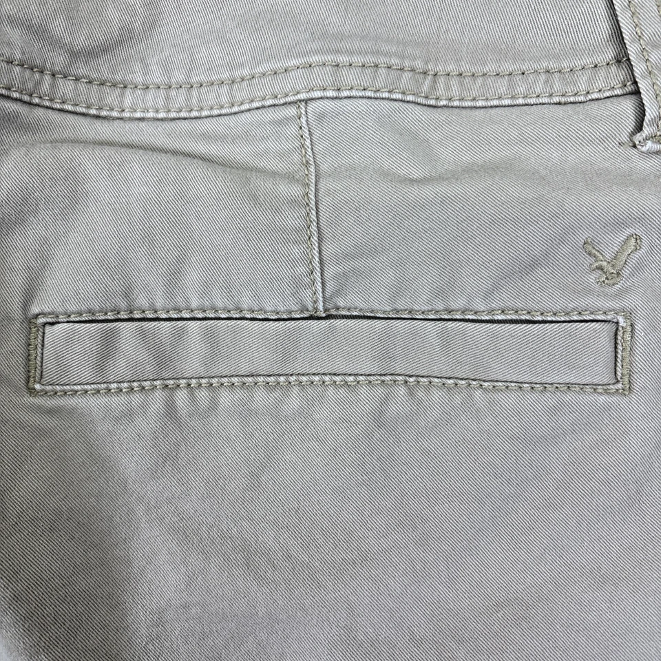 American Eagle Womens Tan STRETCH MIDI 5" Inseam Cotton Chino Shorts Size 6 - Image 3 of 4