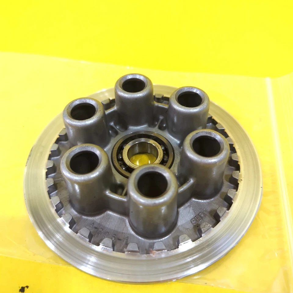 99-05 雅马哈 YZF R6 原始设备制造商夹压板 — 第 3/4 张图片