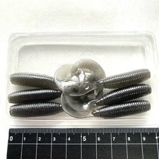 818484 Gary Yamamoto 4 Inch Single Tail Grab 6 Pieces 002 Smoked Condition B C