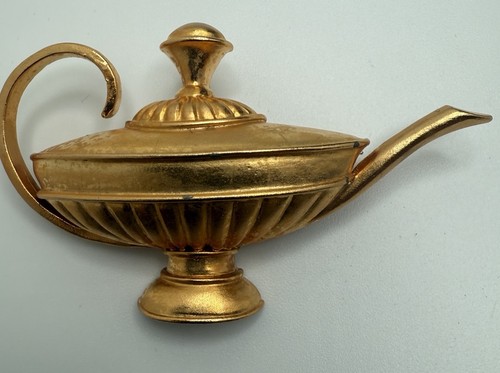 Vintage Signed Kellner Gold tone Aladdin Lamp Pin