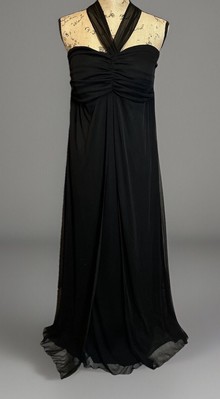 witchy prom dresses What are dark, non-clingy witchy dress ideas for an afterlife ball?