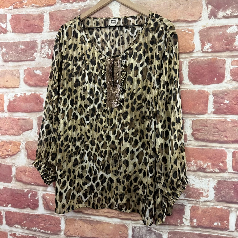 Camisa Anne Klein Para Mujer 3X Estampado Animal Lentejuelas Cuello Transparente Túnica Top Mangas Largas Foto 3 de 4