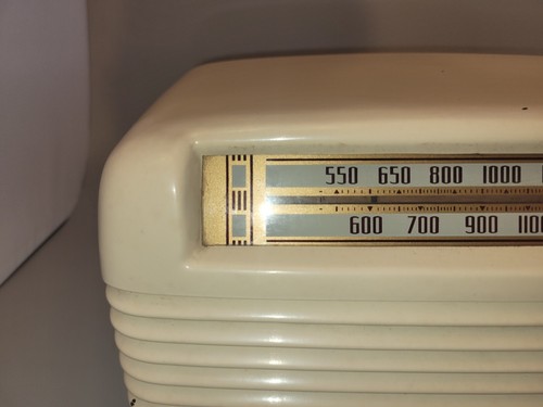 Vintage PHILCO TRANSITONE PT4 Tube Radio Early 1940's - Picture 3 of 18