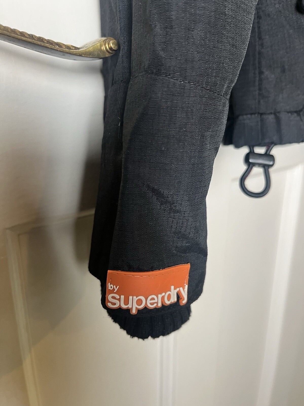 *SUPERDRY TECHNICAL SD-WINDATTACKER   BLACK & PIN… - image 6