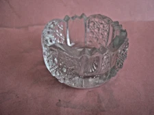 ROUND CLEAR PATTERN GLASS OPEN SALT CELLAR w/8 ALTERNATING PANELS AROUND  BOWL