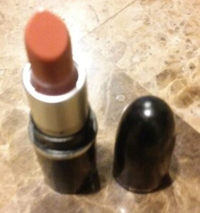 mac lipstick travel size