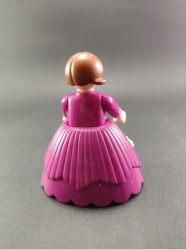 Playmobil Victorian Girl With Spinner On Her Feet! New! - Picture 2 of 5