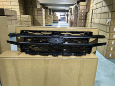 Painted To Match Front Grille For 2022 2023 2024 Ford Expedition Gloss Black Painted To Match Front Grille For 2022 2023 2024 Ford Expedition Gloss Black