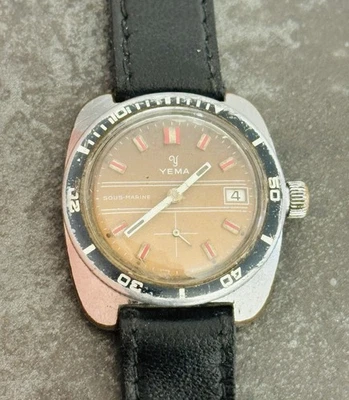 Superbe* ancienne montre yema plongee mécanique vintage à Béziers