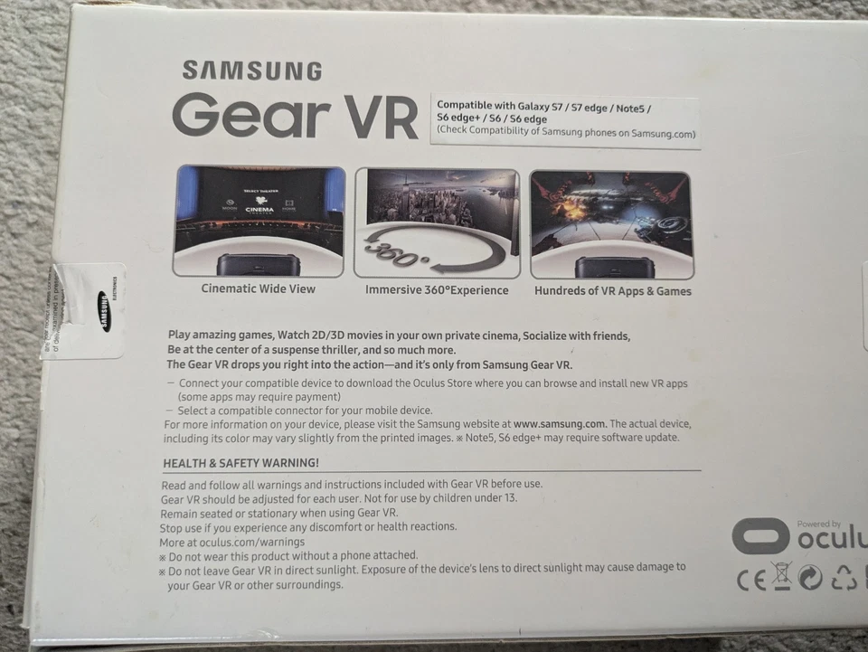 Samsung Gear VR Headset With Controller for S6 S7 S8 S8+ and Note SM-R325NZVABTU - Image 2 of 4
