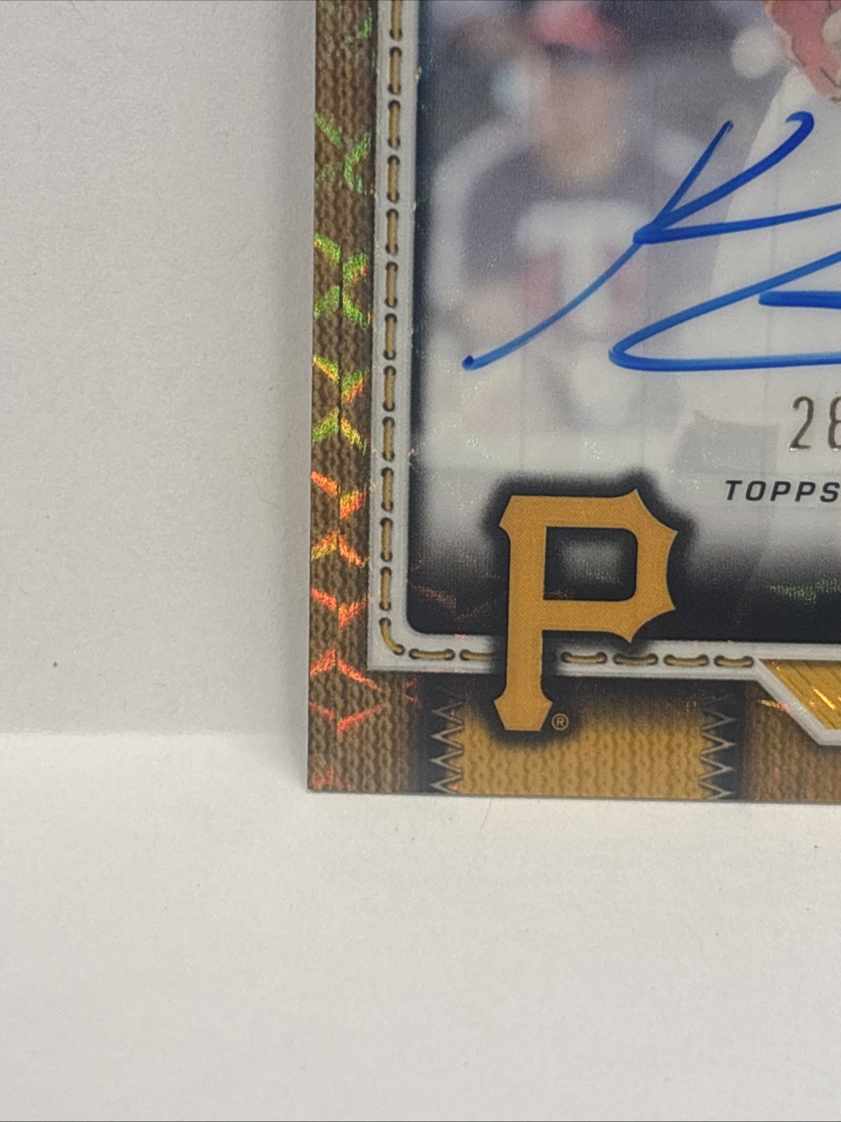 Topps Chrome 2026 Konnor Griffin RC Auto Pittsburgh Pirates 20/50 Gold view 4