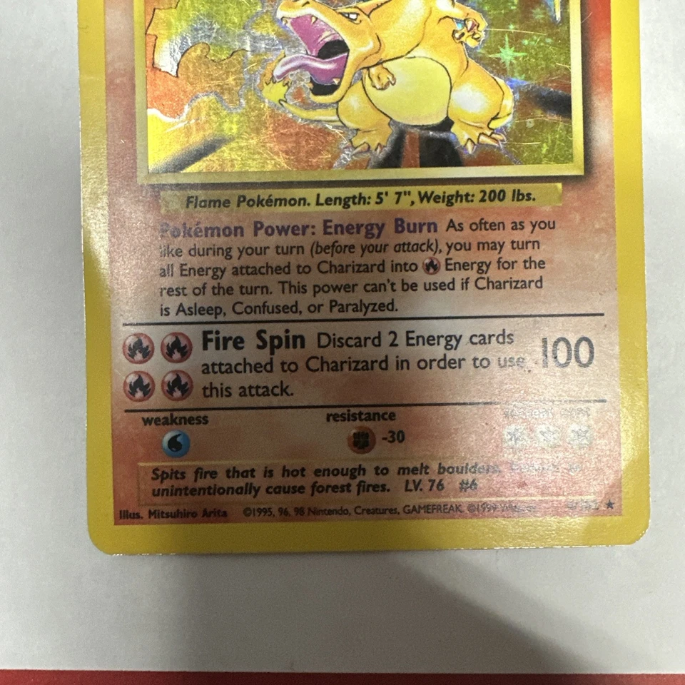 Charizard 004/102 Base Set Holo - Image 4 of 4