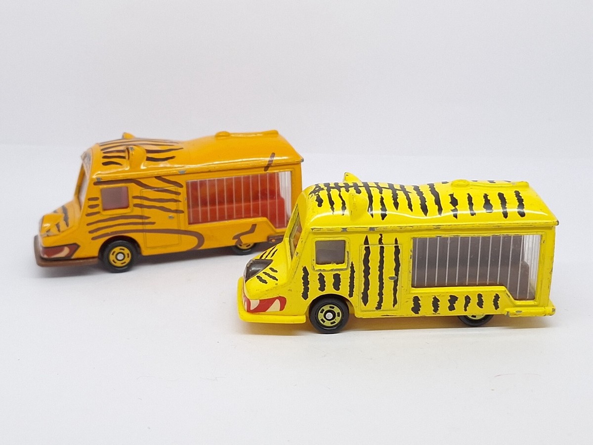 トランジット = TRANSIT　１２冊セット Amazon.com: Tomica - Boeing 787 Airport Set (JAL) : Toys & Games