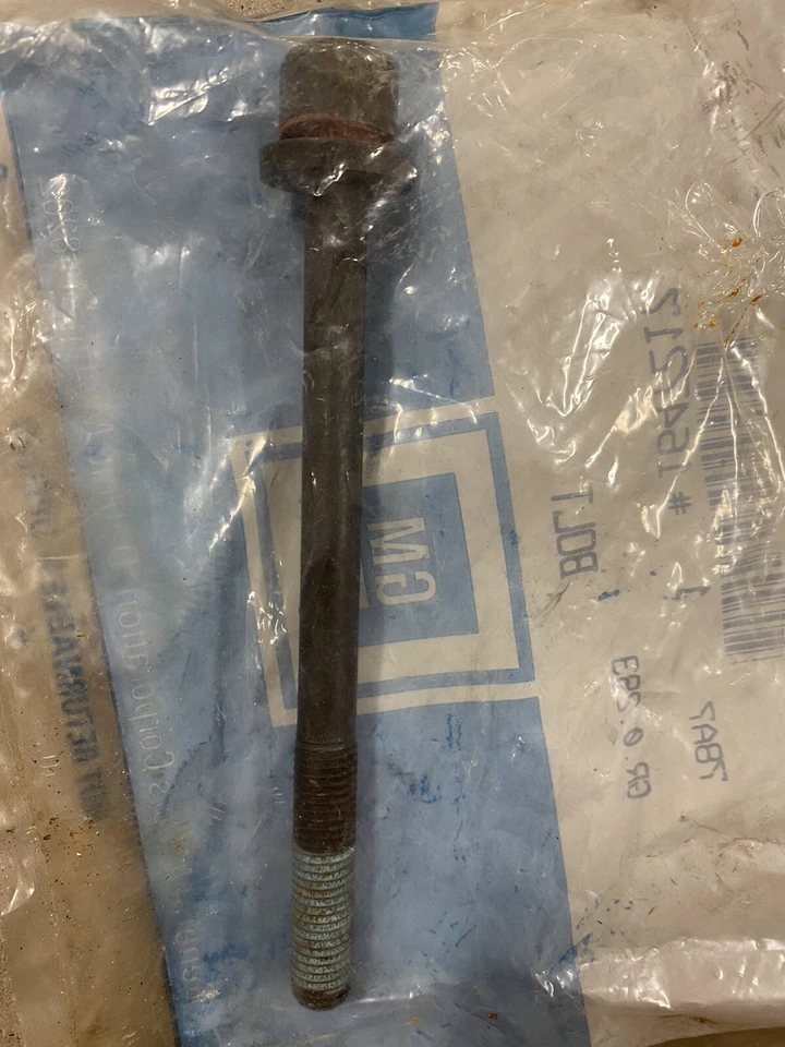 Nuevo de Lote Antiguo Perno de Culata de Motor OEM 93-99 Cadillac Eldorado Deville Seville  Foto 2 de 3