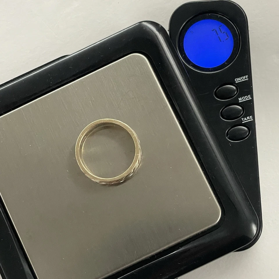 7.5G 14k Yellow & White Gold Center Braid Wedding Band Men’s Ring Size 10 - Image 2 of 4