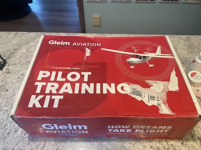 Gleam Private Pilot Training Kit 2021- LIKE NEW plus bonus text