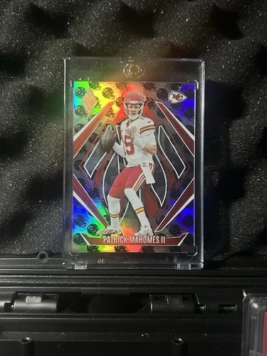 2024 Panini Phoenix Football Helmets - Patrick Mahomes II #116 /399