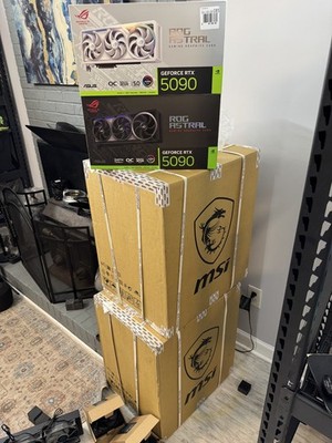 NEW MSI GeForce RTX 5090 Lightning Z 32GB Liquid Cooled LE 1300  SHIPS IN 1 DAY 