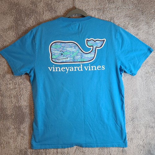 Vineyard Vines T-shirt Men's Size Medium Blue Whale Graphic Crew Pocket (1V0888) - Picture 7 of 13