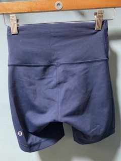 Pantalón corto Lululemon para mujer talla 4 True Navy Wunder Train tiro alto 6”