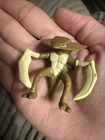 Kabutops Figure Pokémon Nintendo CGTSJ TOMY Vintage Authentic