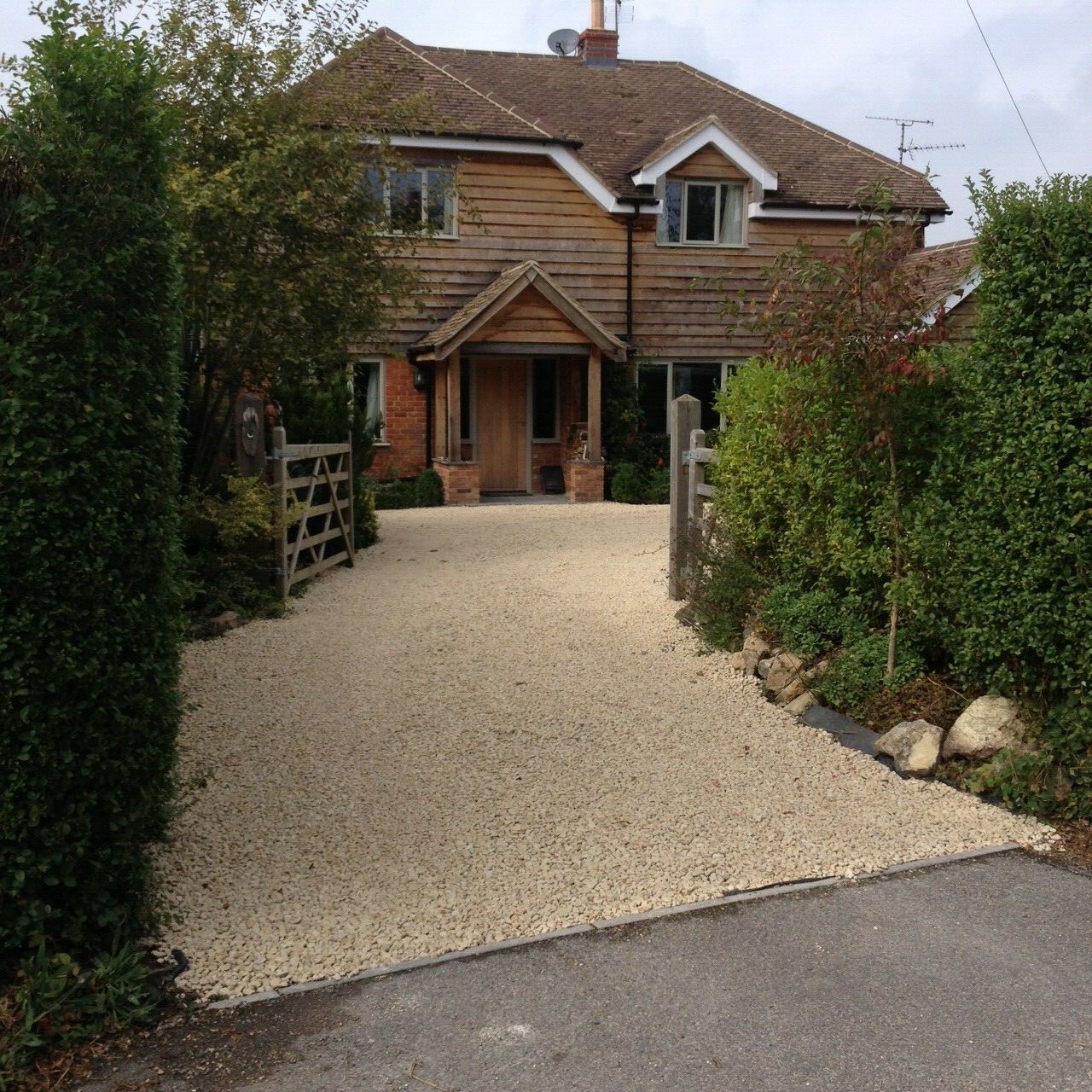 20mm DECORATIVE COTSWOLD BUFF GRAVEL STONE. BULK ORDERS eBay