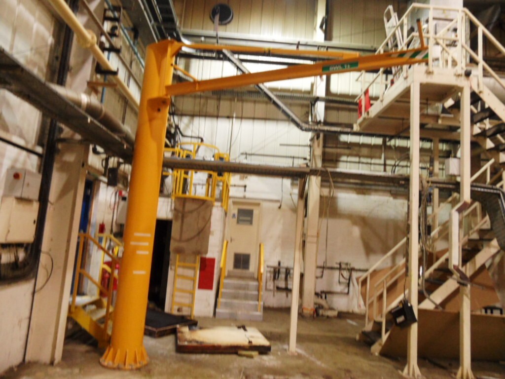 PILLAR SWING JIB CRANE +1000KG CAPACITY+ 3.2M ARM & 4.3M PILLAR + ELECTRIC HOIST eBay