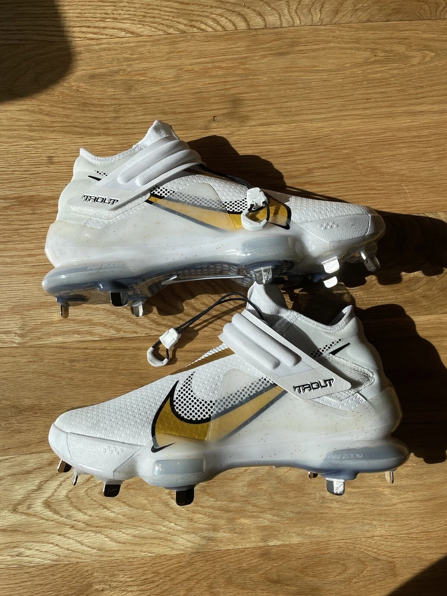Nike Force Zoom Trout 7 Pro White Metallic Gold for Sale