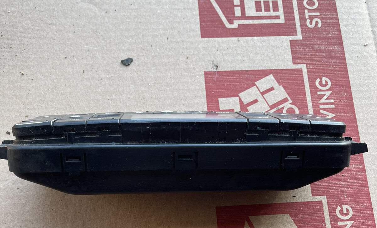 04 05 06 07 08 Maserati Quattroporte M139 A/C Heater Climate Control