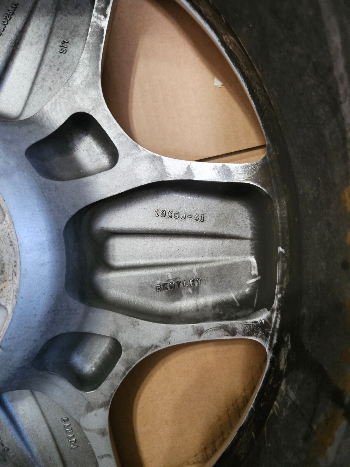 Bentley 19 inch polished aluminum wheels