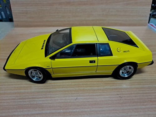 Autoart Lotus Esprit 1/18 - Foto 5 di 10