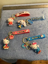 HELLO KITTY KEYCHAIN WITH BRACELET LOT OF 4 NEW