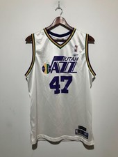 Y2K NBA 2002-06 Andrei Kirilenko Utah jazz White Basketball Mens Jersey L