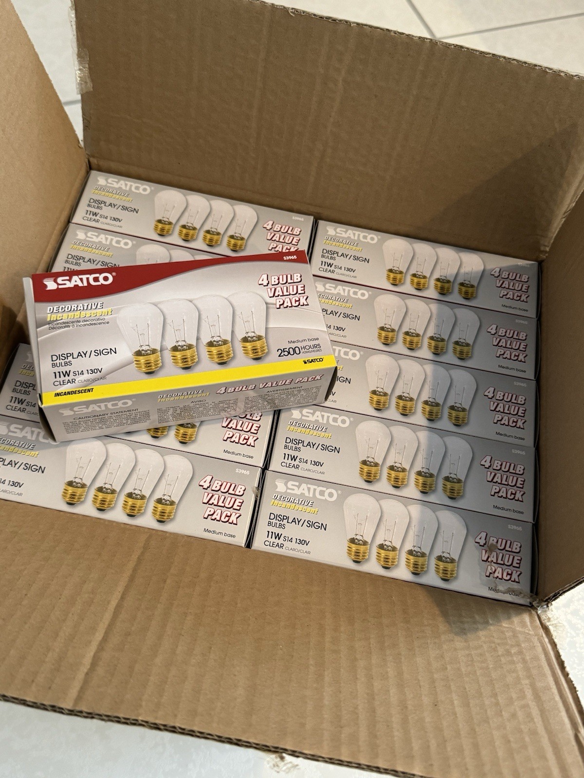 130 Volt Case 120 Bulbs Nos Full Case
